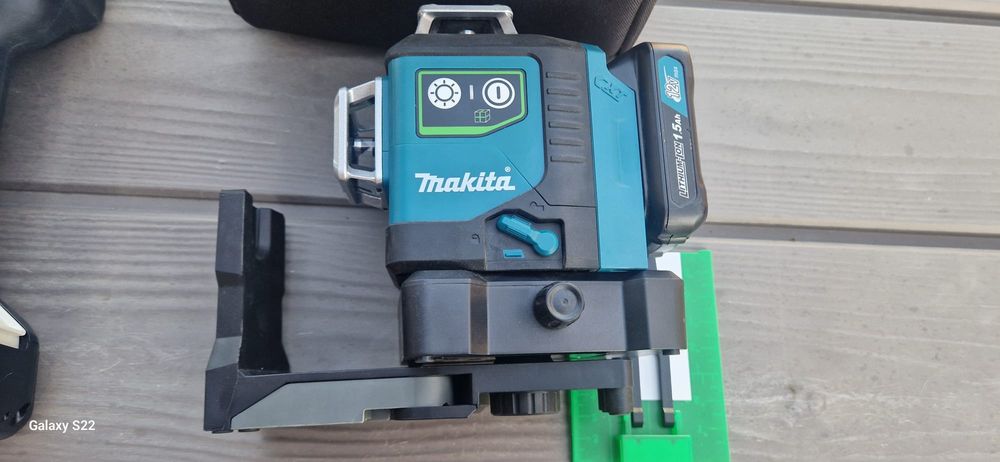 Makita pistol cuie,nivela cu linii