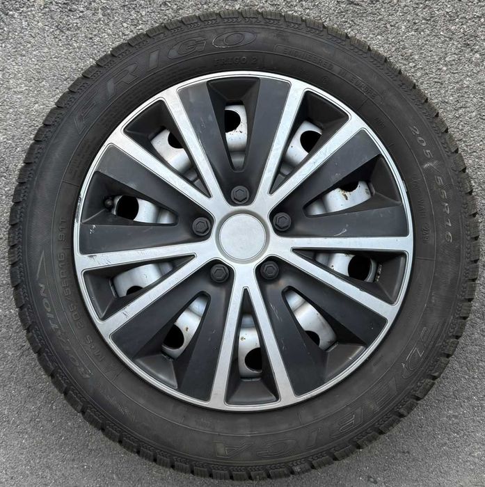 Зимни гуми с метални джанти 205/55/16 5x114.3 TPMS