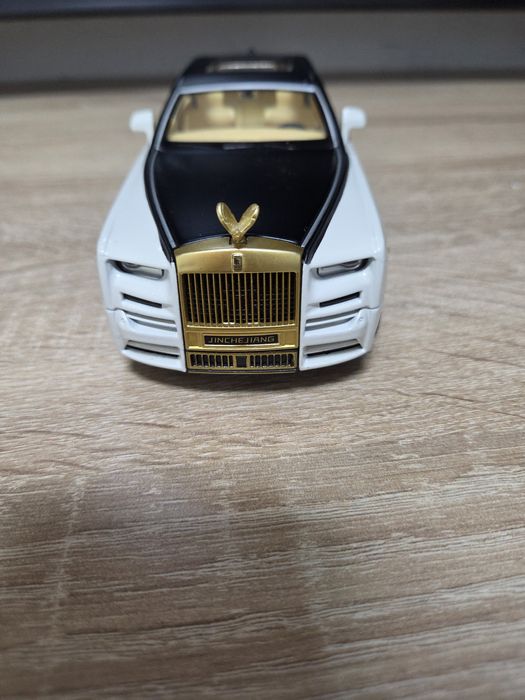 Машинка rolls-royce
