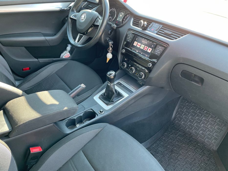 Skoda Octavia 1.6D impecabilă