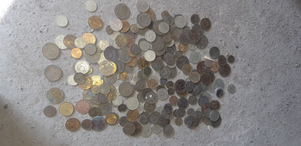 Продам  монеты  СССР ,  от  1 ‐ копейки  до 20 ‐ копеек. По 1000 тенге