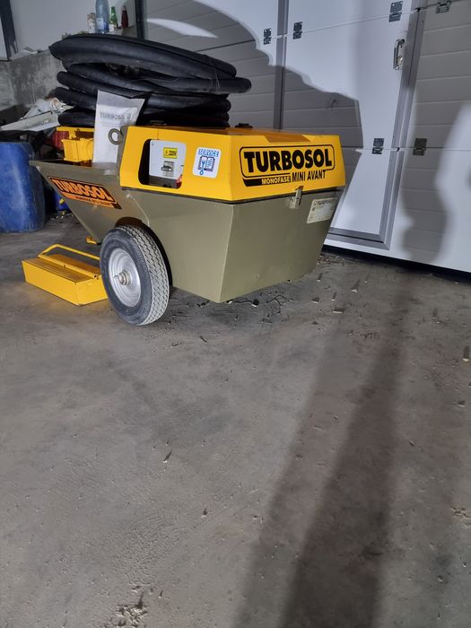 Turbosol, Pompa de tencuit,Masina de tencuit!
