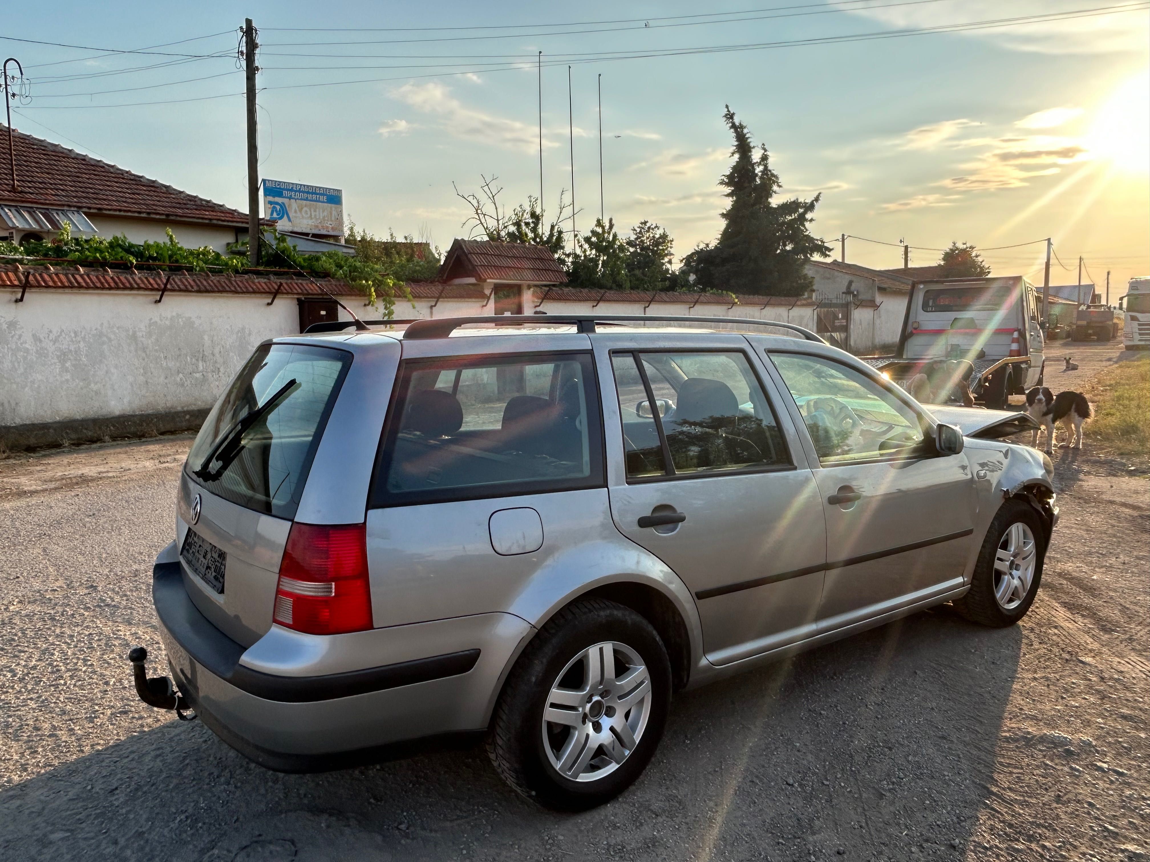 Продавам Golf 4 на части 1.9 101 кс тди