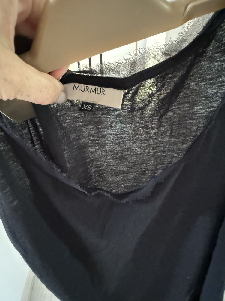 Murmur top negru masura xs cu portjartiere