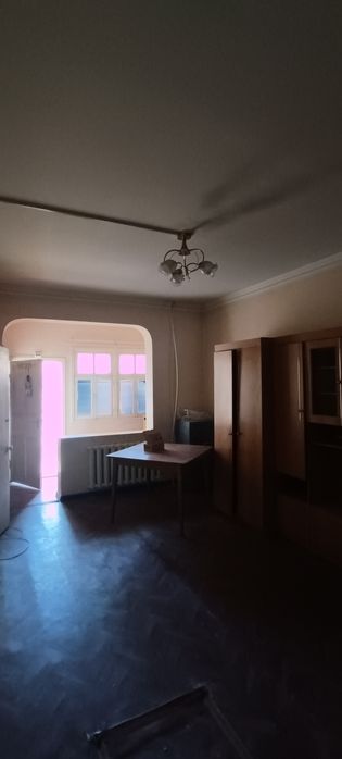 Срочно Сотилади Йул Буйида Чилонзор12 2/1/4 фасад 10метр