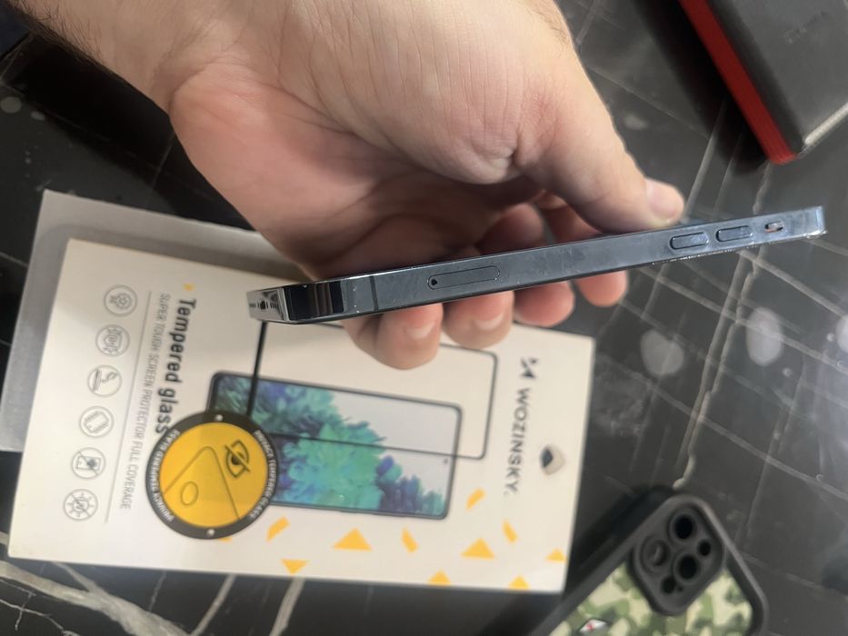 Iphone 12 pro , stare imlecabila