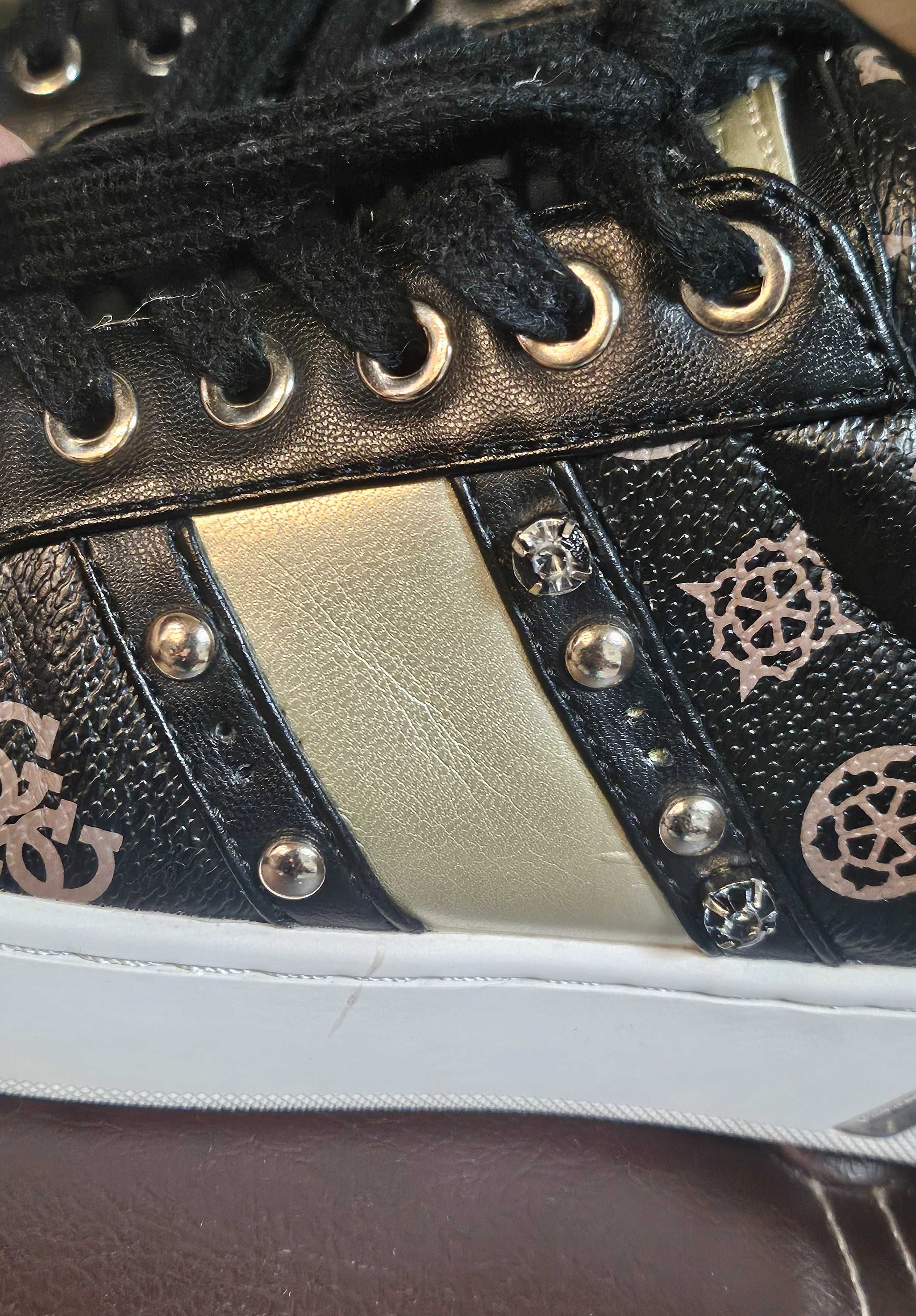 Guess оригинални дамски сникърси