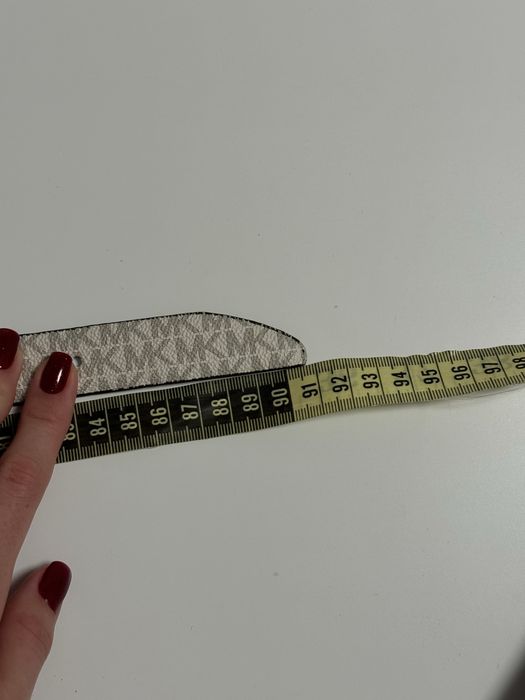 Micharl kors reversible belt alb