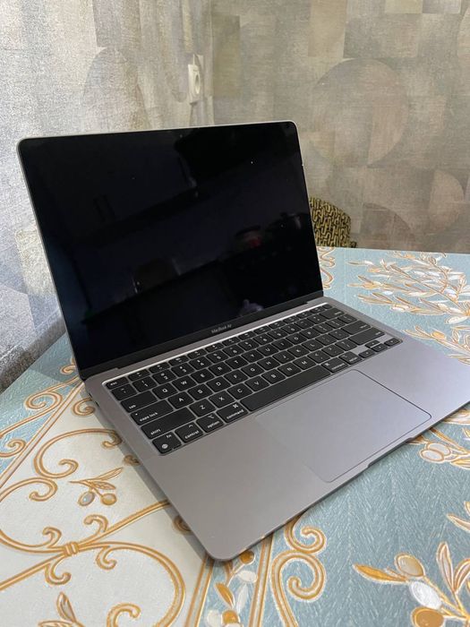 Ноутбук Apple Macbook Air M1 8/256gb SSD Space Gray
