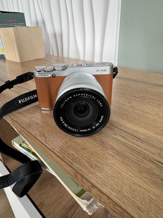 Продаю фотоаппарат Fujifilm X-A2