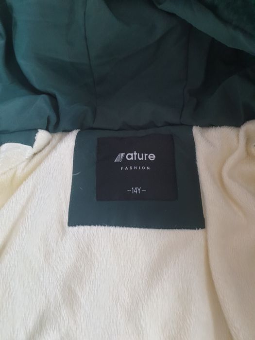 Дамско спорно яке