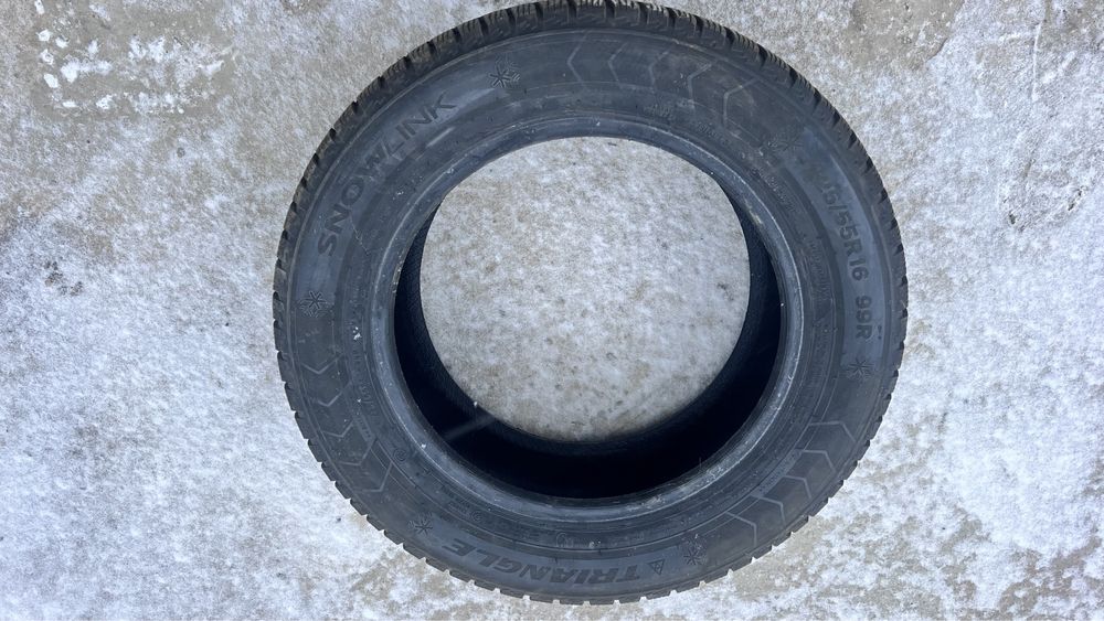 Резина зимняя .