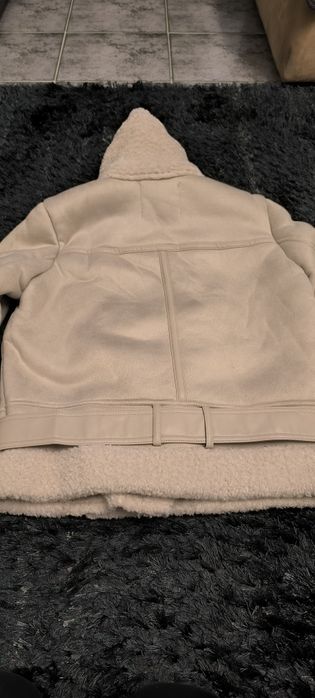 Зимно яке от изкуствена кожа Stradivarius