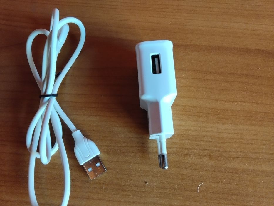 оригинално  супер бързо зарядно за всички видове модели смартелефони