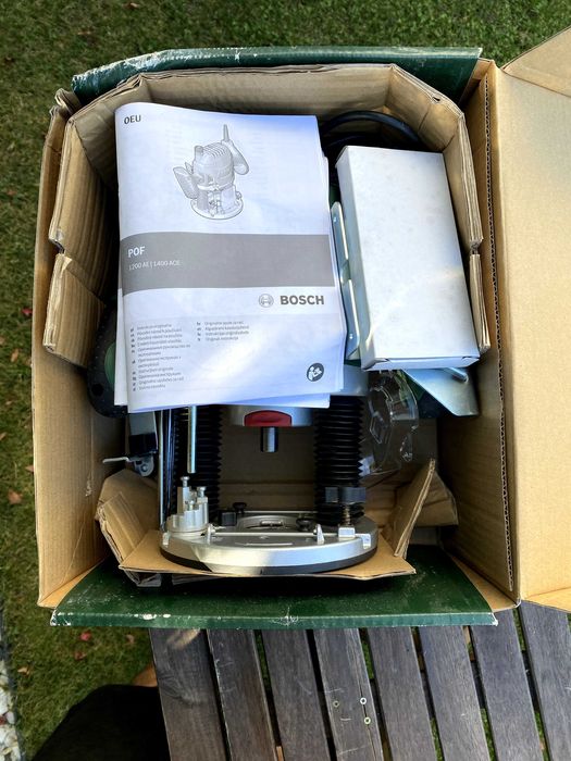 Bosch POF 1200 AE - Freza pentru lemn - aproape nouă/cutie/set complet