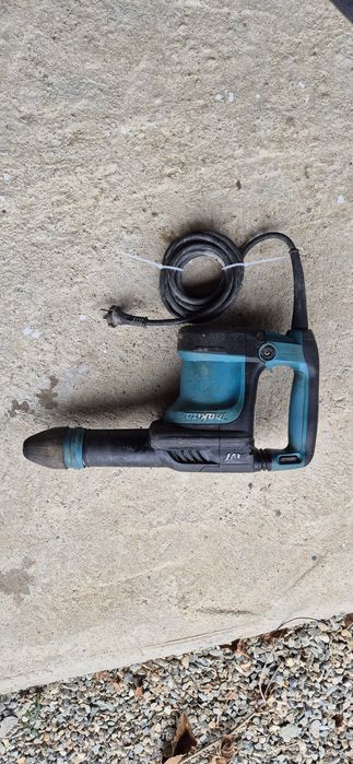 Picamer/ciocan demolator Makita HM0871C