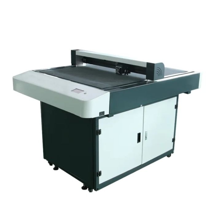 Планшетный режущий плоттер JK6090
