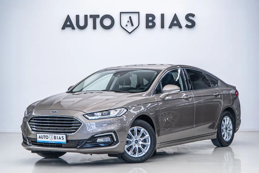 Ford Mondeo LED/Titanium/Scaune Incalzite/Navi/Camera/Leasing-Rate FARA AVANS