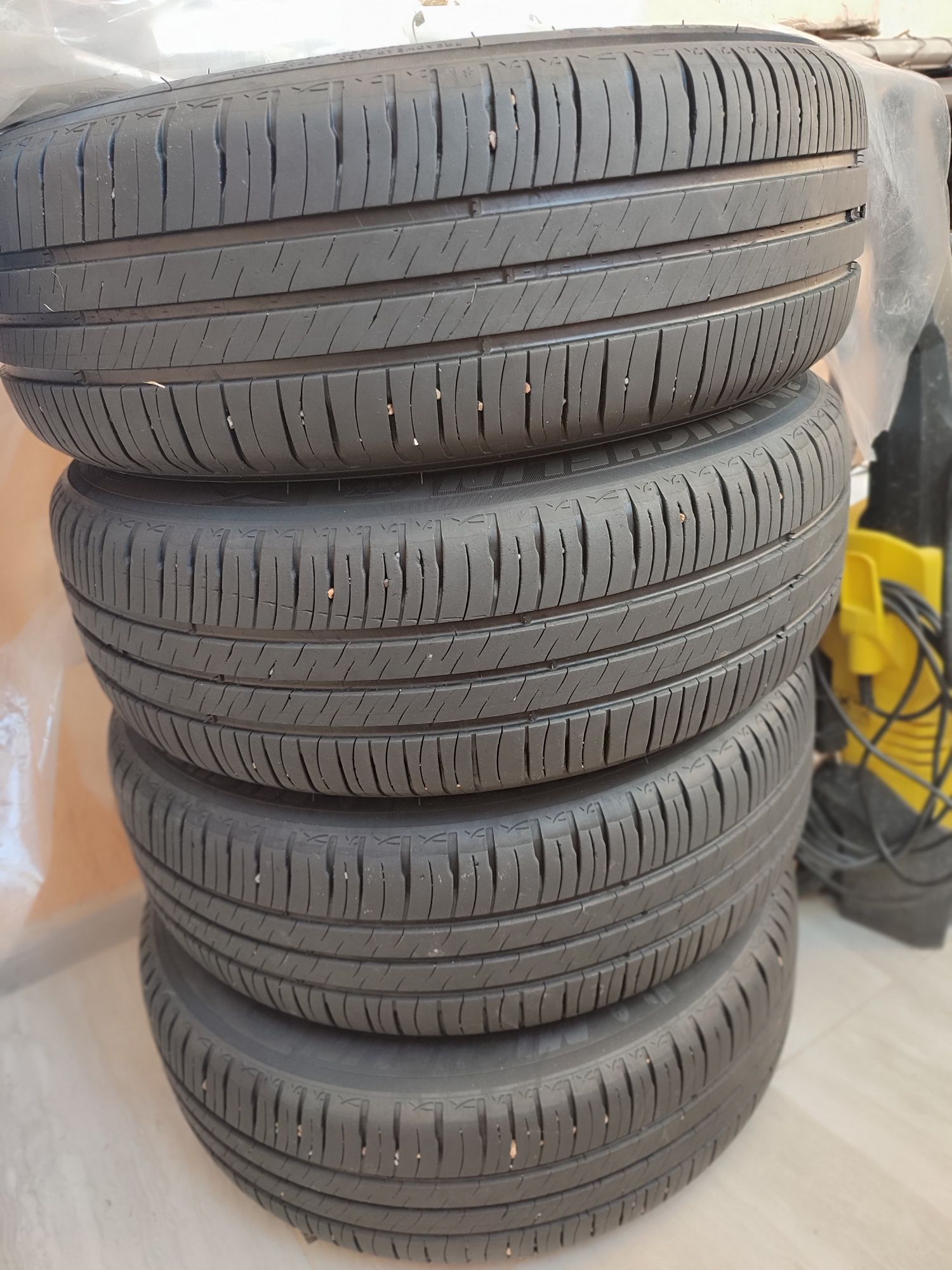 Шины Michelin с дисками 195/65-15