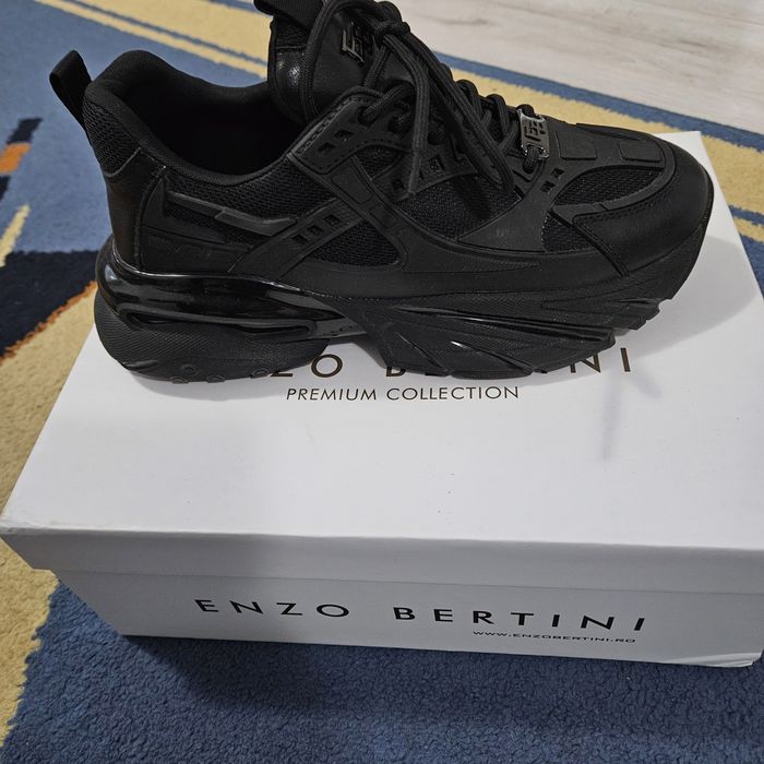 Vand adidasi Enzo Bertini