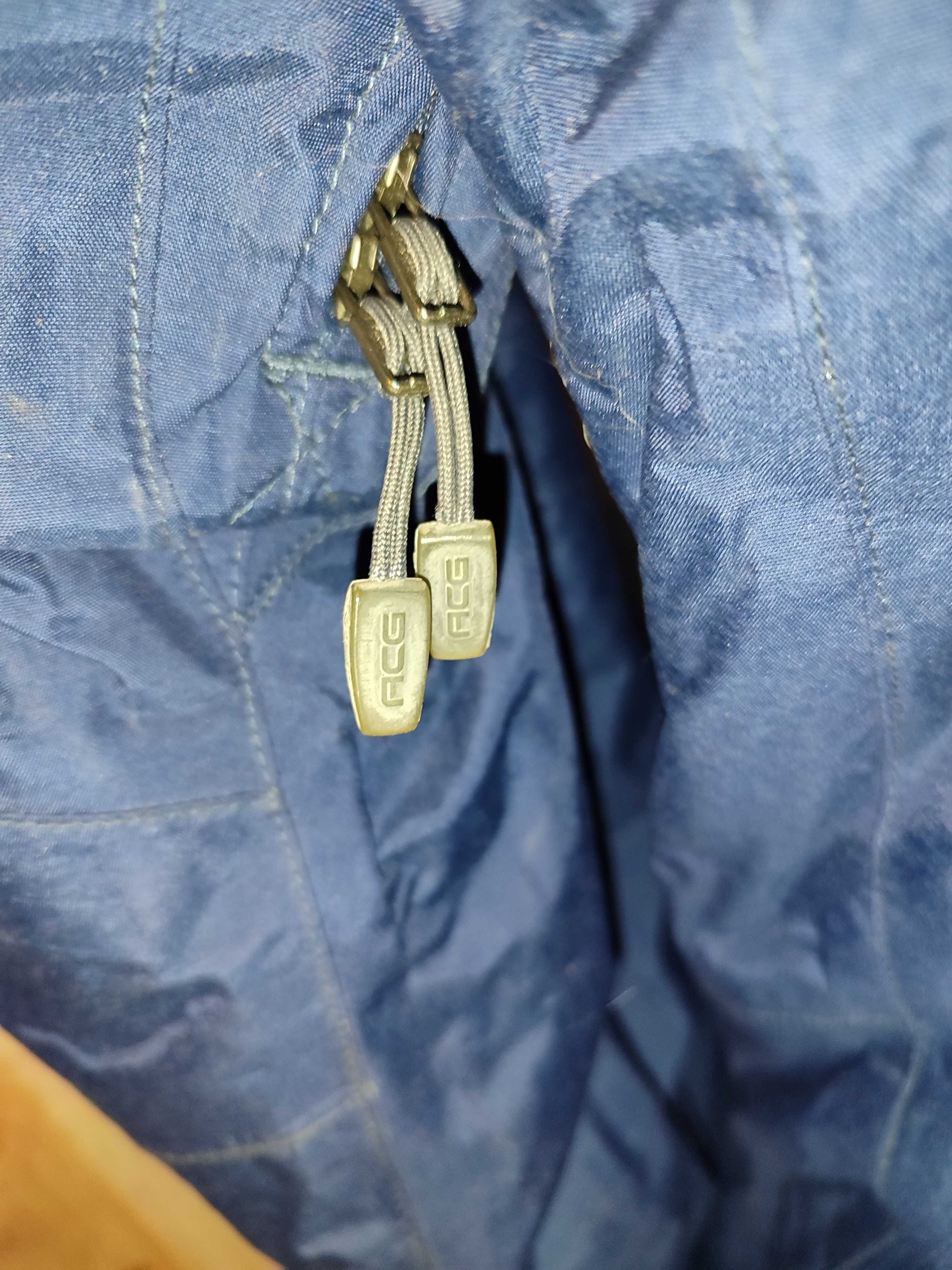 яке Nike ACG 2in1 ,L-XL размер