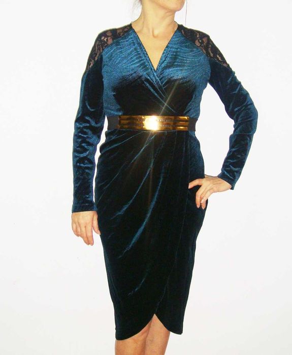 Rochie noua de seara midi, catifea verde cu dantela neagra S/M