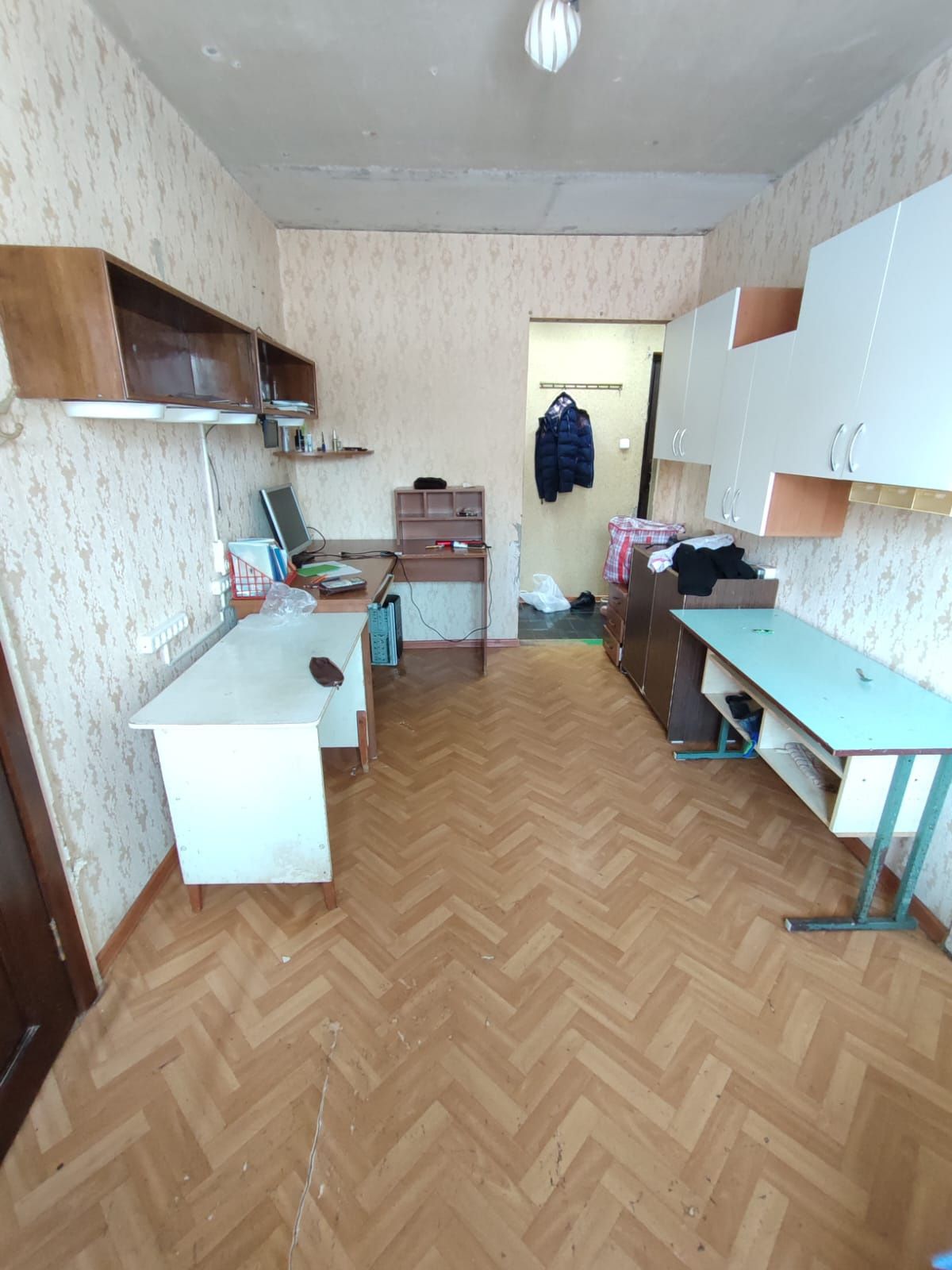 Продам 2 комн квар. 2-38-1-Этаж.