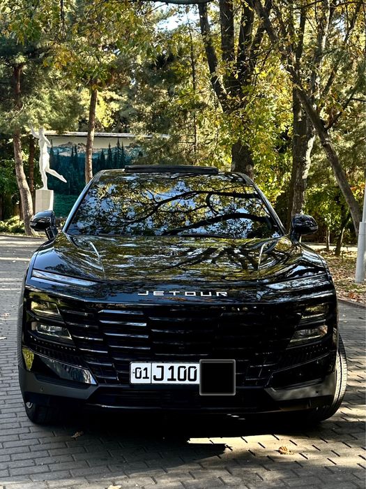 Продается Jetour Dashing 2023 г. 34500 км. Машина в отличном состояние