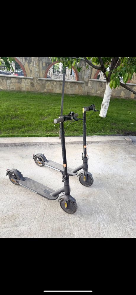 Vând trotinetă electrică Xiaomi