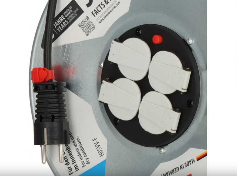 Удължител / разклонител / Макара 50 метра с 4 гнезда – KrafTRoyal