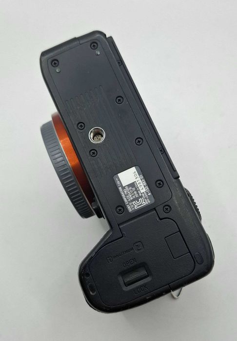 Sony a7 III body sotiladi