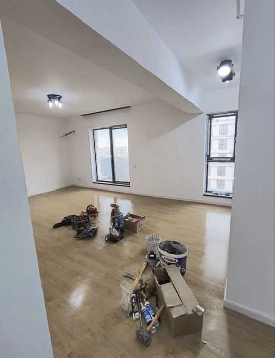 Zugrav servici premiu