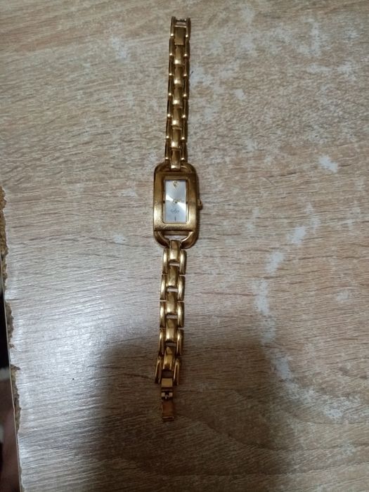 Vind ceas damă suflat cu aur