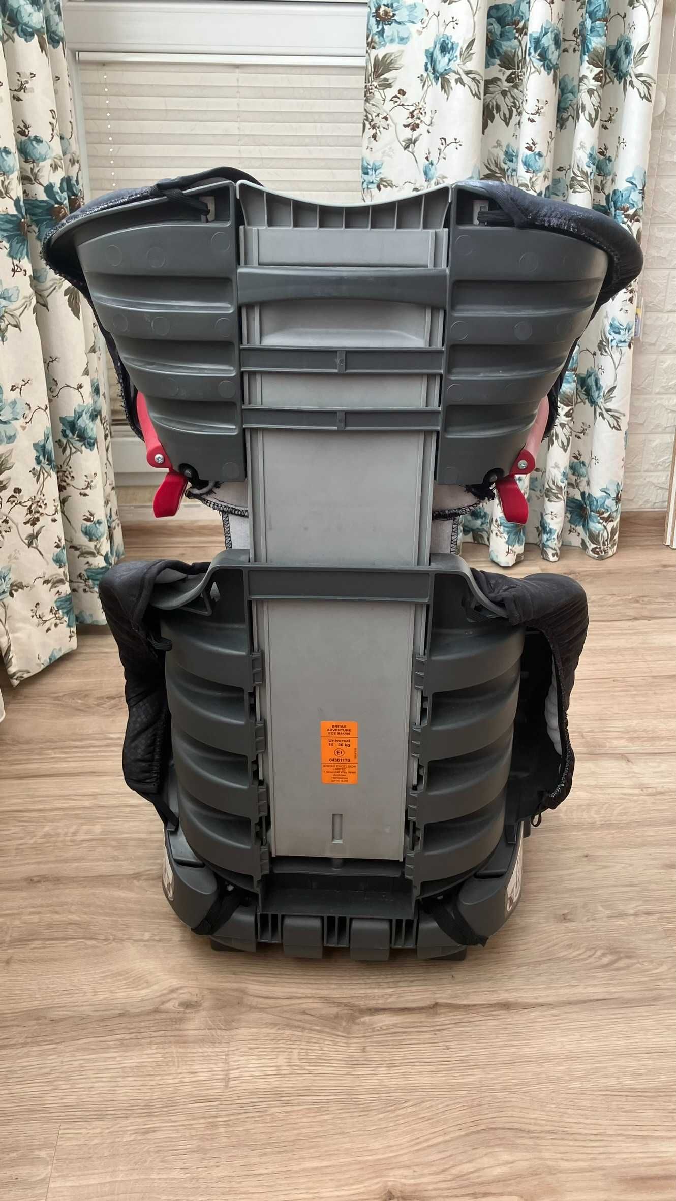 Столче за кола Britax Adventure