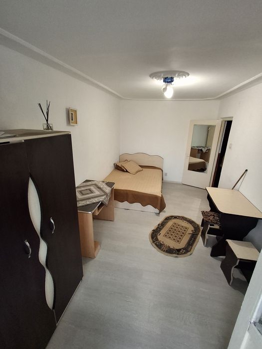 Garsoniera de inchiriat