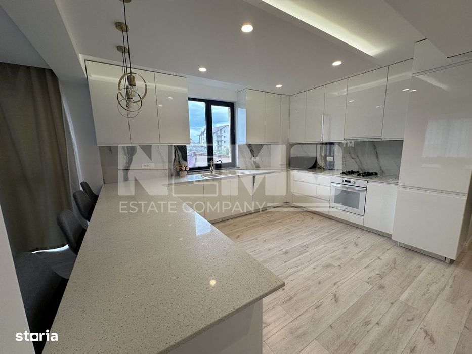 Apartament 3 Camere | 110MP | Cu Boxa si Parcare