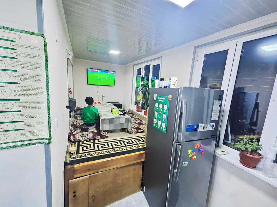 Продаю свою Чиланзар 23 1в2/4/5 кирпич, балкон 2*6 42кв.