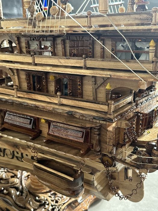 Yog'ochdan yasalgan yelkanli kema