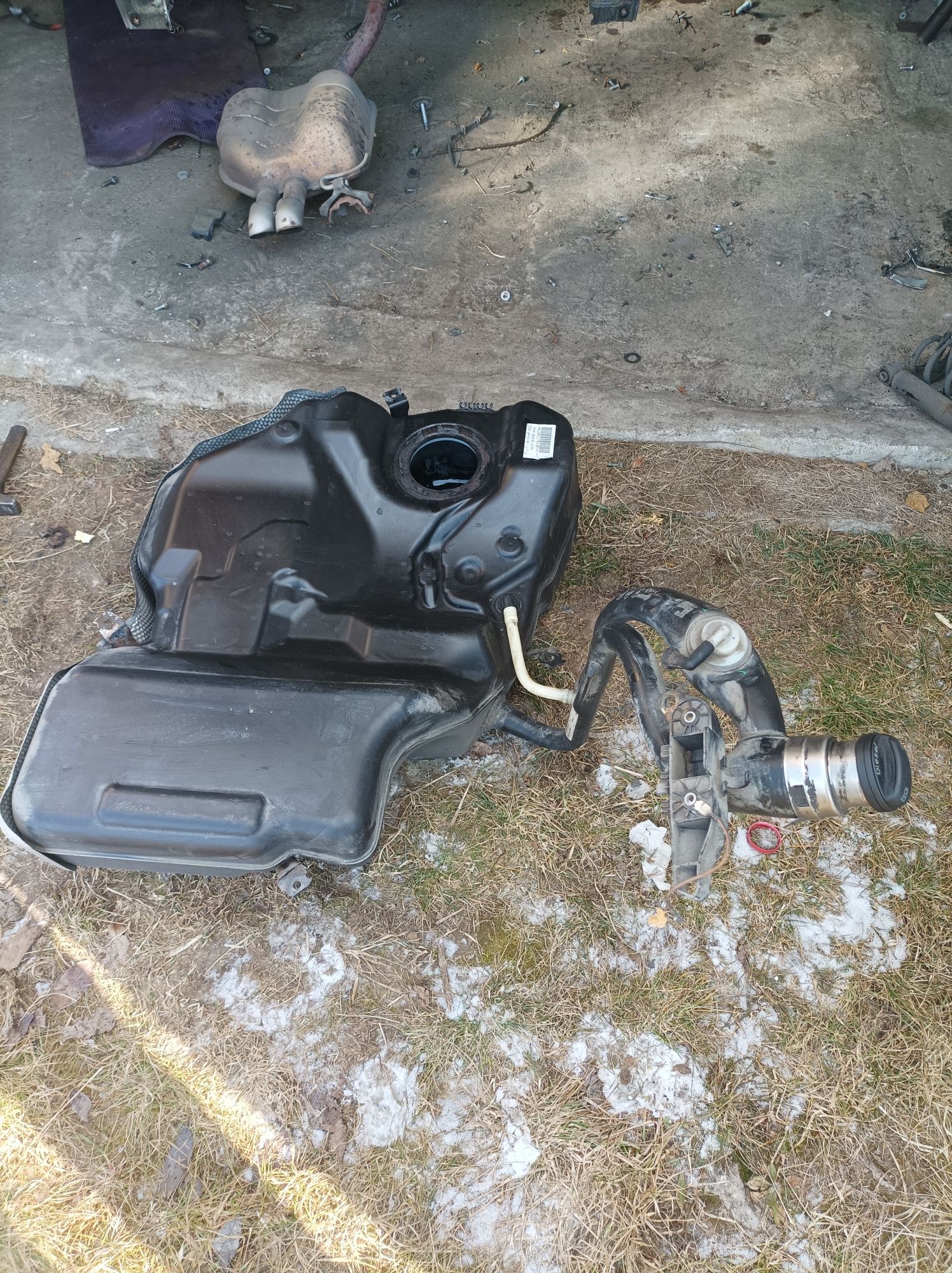 Rezervor combustibil Volkswagen Passat B6 /rezervor motorină passat B6