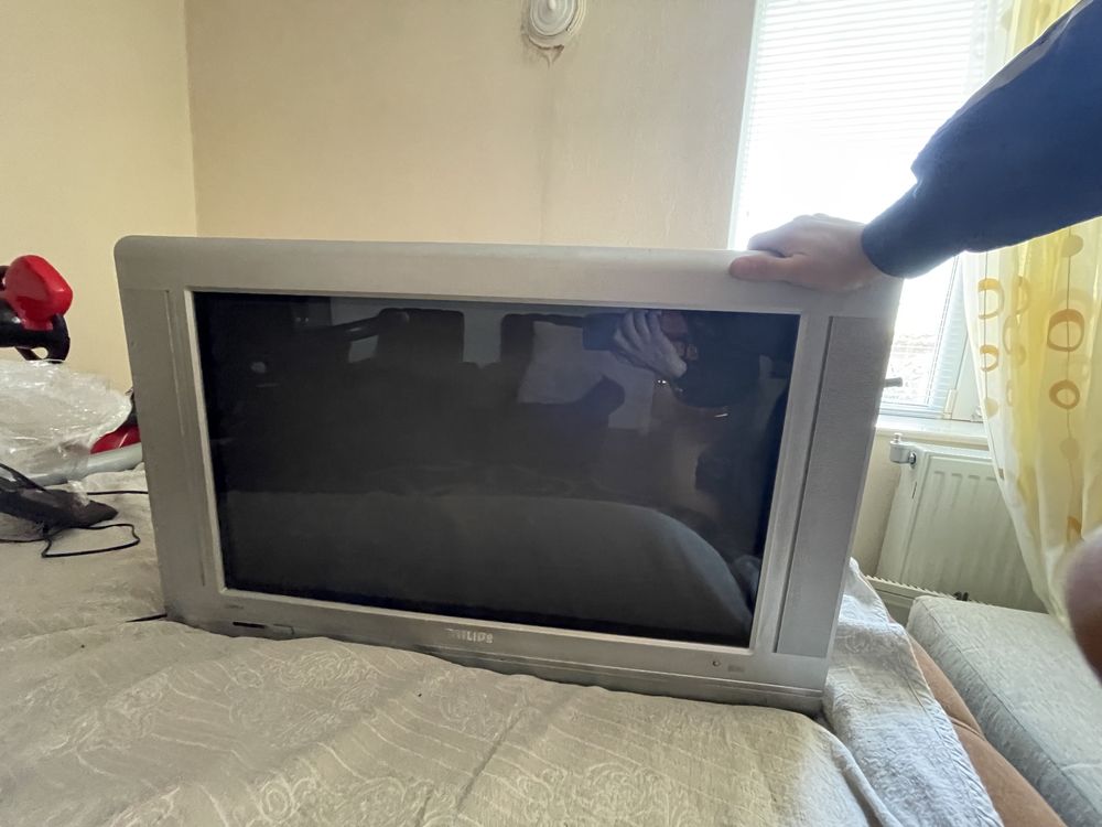 Телевизор Philips 32” 32PW9520