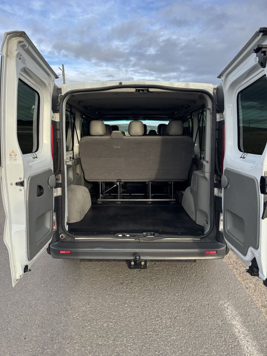 Renault Trafic 8+1 Model Lung