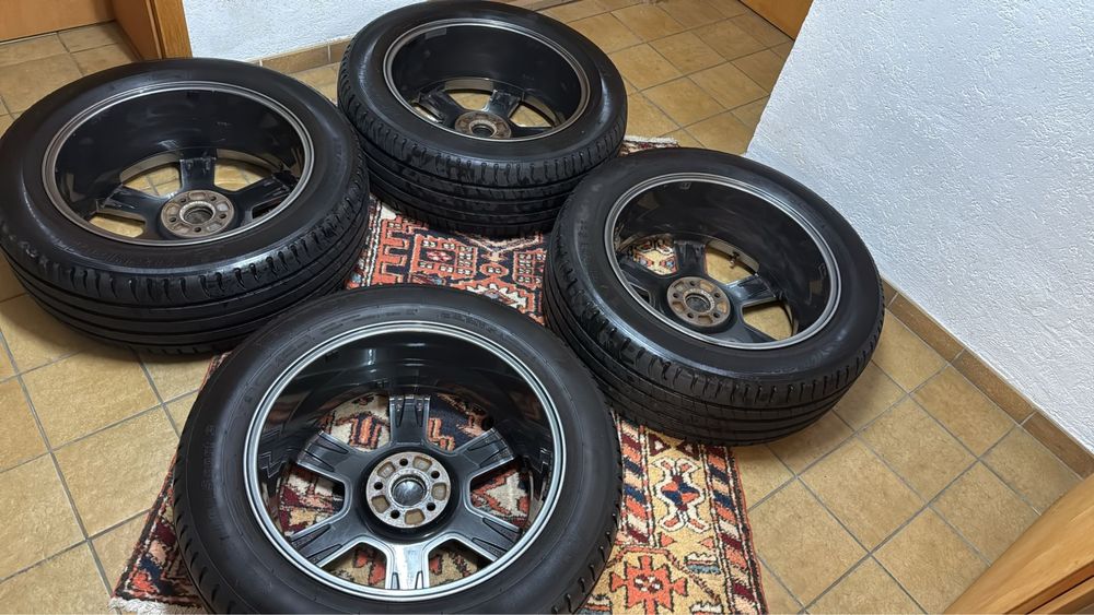 Vând jante și cauciucuri de vară pentre volvo XC60