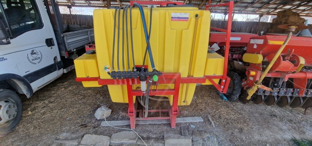 Vand instalatie de erbicidat met 1000L