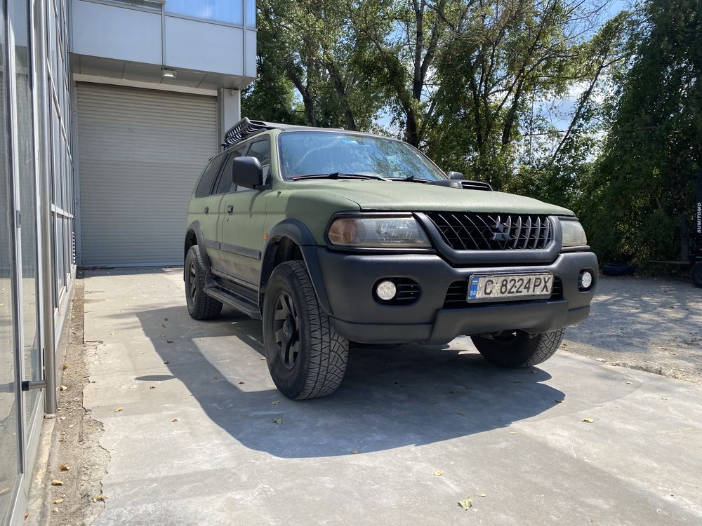 Mitsubishi Pajero Sport 2.5