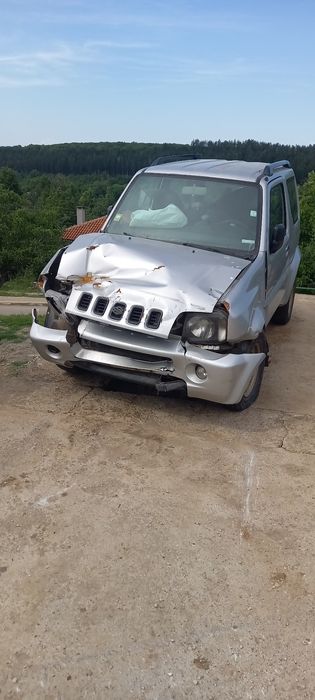 Suzuki Jimny на части