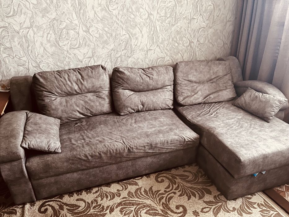 Отдам диван бесплатно