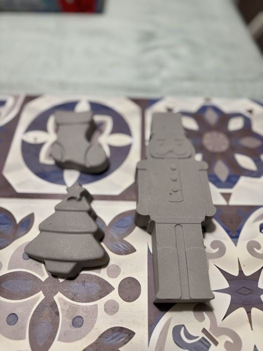 DIY -Spargator de nuci de pictat