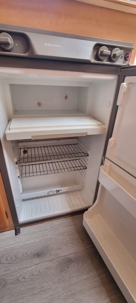 Rulotă Azzura Swift 2000 | FĂRĂ INFILTRAȚII|