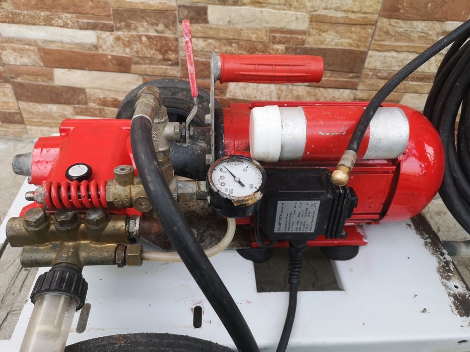 Машина Rothenberger 220V160bar 3kw за Отпушване на Канали