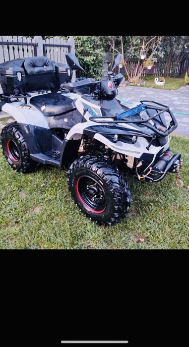 Vand linhai 300  4x4 , anul 2017 , acte la zi !